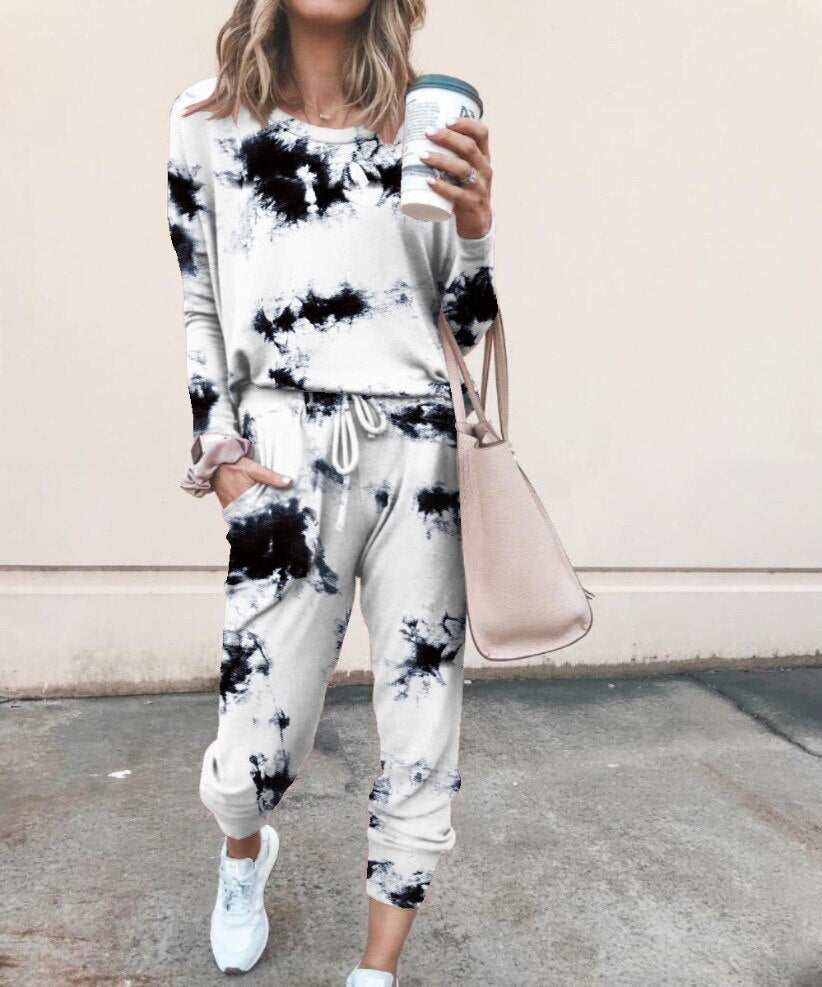 Long sleeve pullover and jogger pants set