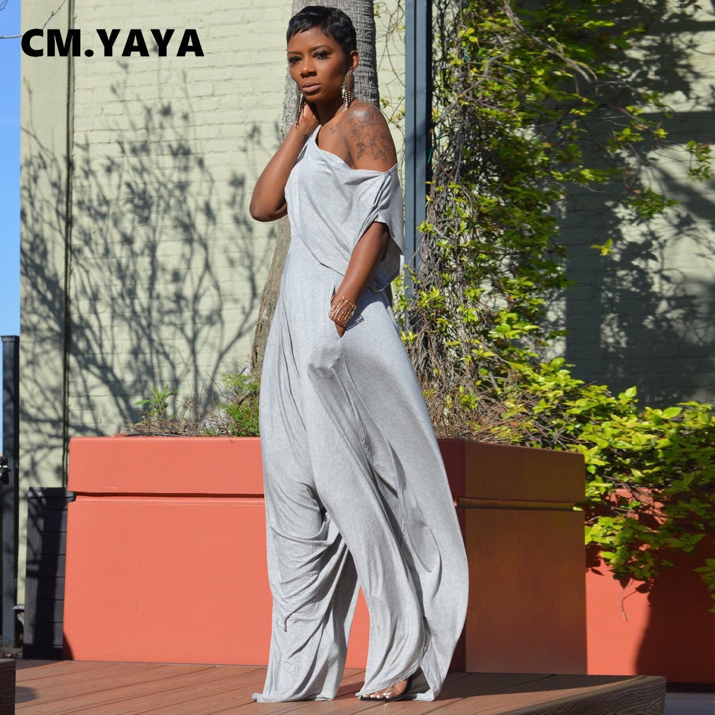 CM.YAYA Hip Hop Women 2pcs Set Off Shoulder T-shirt Tops and Loose Haren Pants Suit Sweatsuit Tracksuit Two Piece Set Outfits